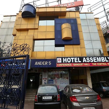Hotel Assembly-Shillong Шиллонг Экстерьер фото
