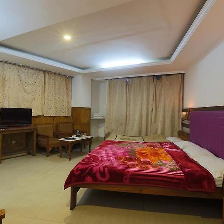 Hotel Assembly-Shillong Шиллонг Экстерьер фото